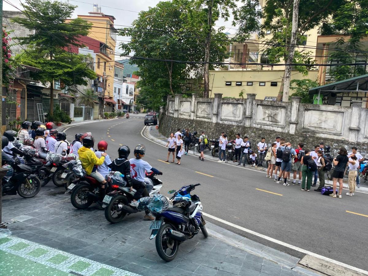 Sun Ha Giang Hotel-Tours-Motorbike Rental エクステリア 写真